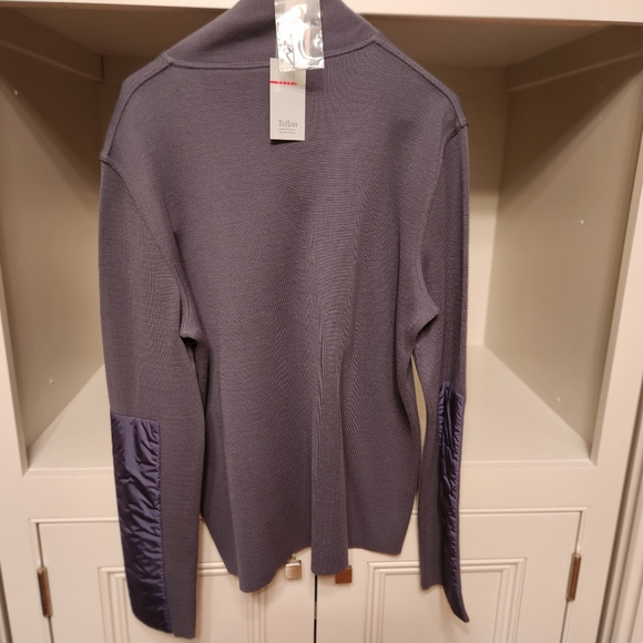 🎇HOST PICK 🎇NWT'S PRADA gorgeous 💙 100% wool sweater/zip pocket..small flaws - Picture 11 of 12